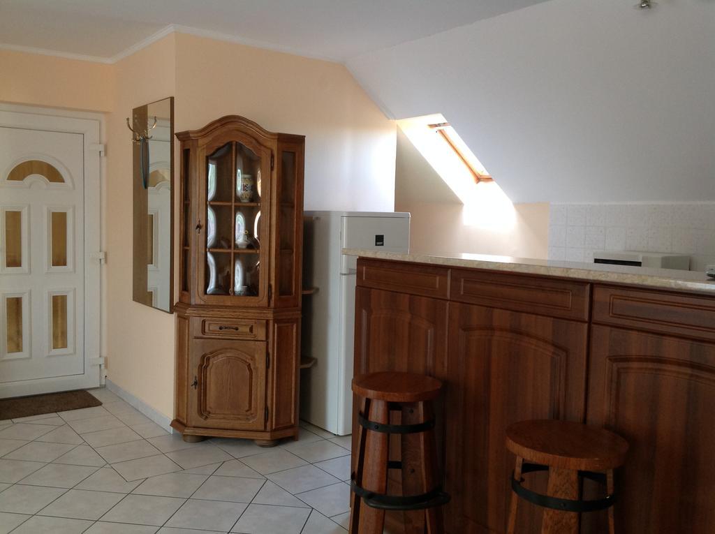 Attila Apartmanház Hotel Hévíz Quarto foto