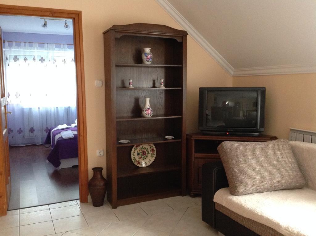 Attila Apartmanház Hotel Hévíz Quarto foto